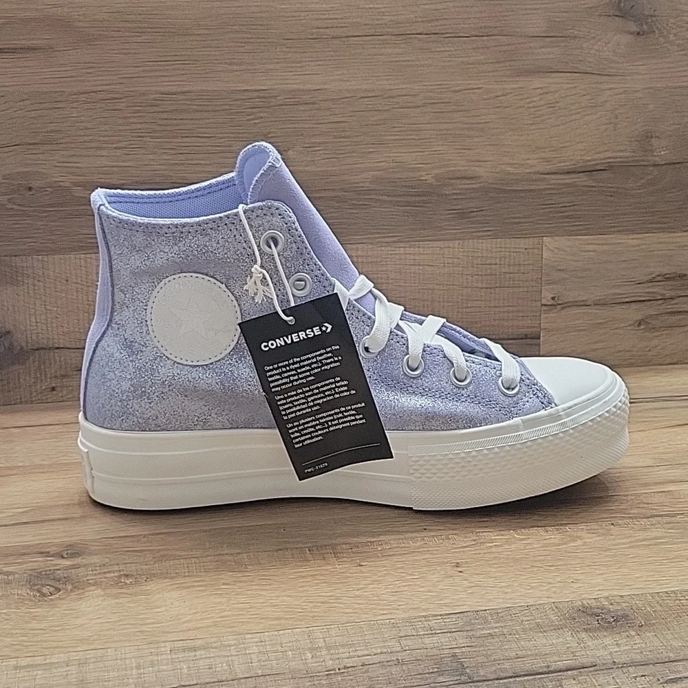 Converse high top Brand new platform in the box.